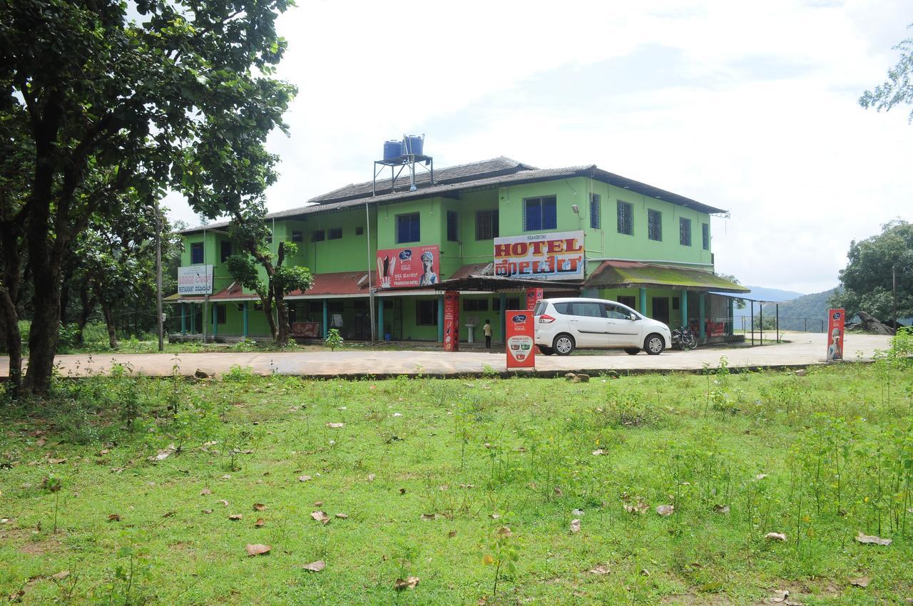 Prakruthi Yatri Nivas Hotel Māvingundi Eksteriør billede