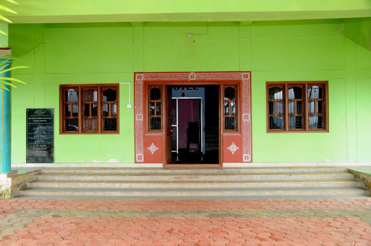 Prakruthi Yatri Nivas Hotel Māvingundi Eksteriør billede